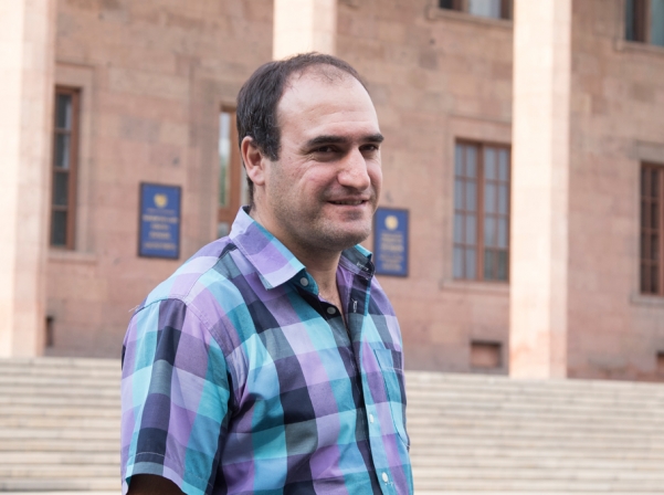 Հրայր Ազիզբեկյանը Հրայր Ազիզբեկյանը