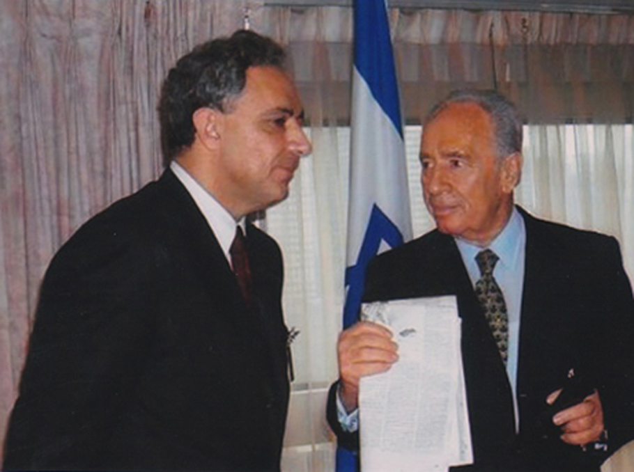 Vardan Oskanyan and Shimon Peres 