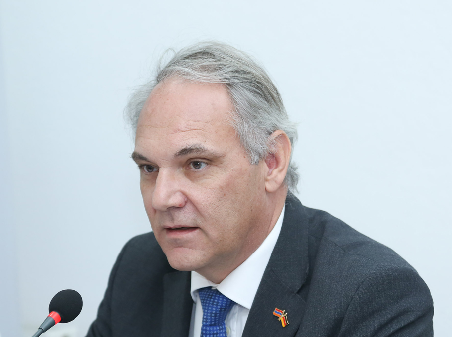 посол Германии в Армении Матиас Кислер