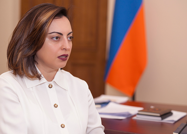 Լենա Նազարյանը Լենա Նազարյանը