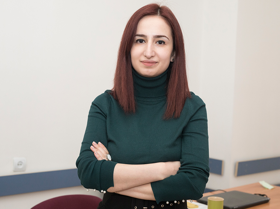 Եվա Ասրիբաբայանը Եվա Ասրիբաբայանը