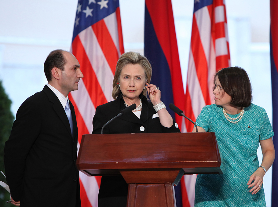 Хиллари Клинтон в Ереване 4 июля 2010 года  