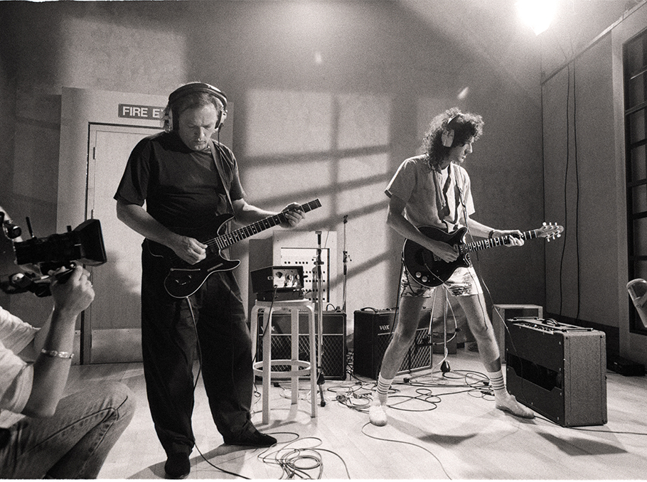 David Gilmour and Brian May at Rock Aid Armenia recording session in 1989