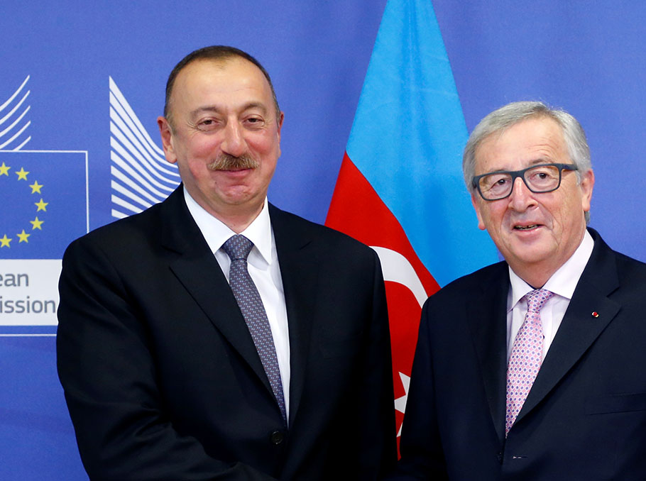 Ilham Aliyev and European Commission President Jean-Claude Juncker