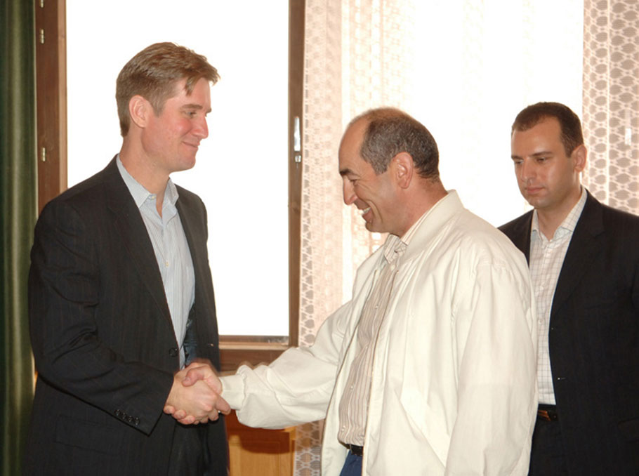 Мэтью Брайза и президент Армении Роберт Кочарян
