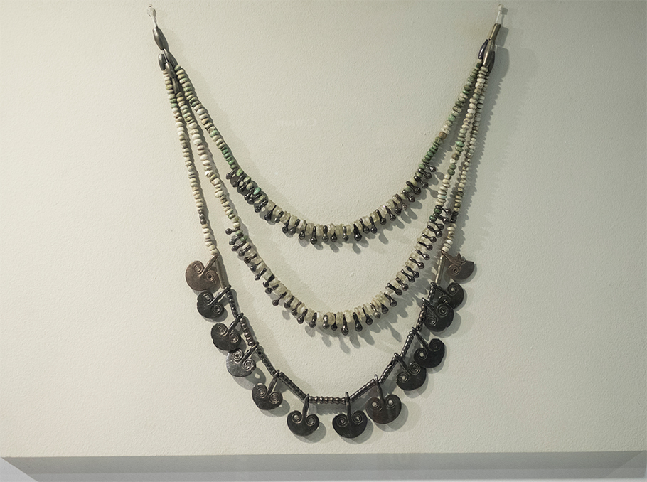 The necklace excavated from Gegharot