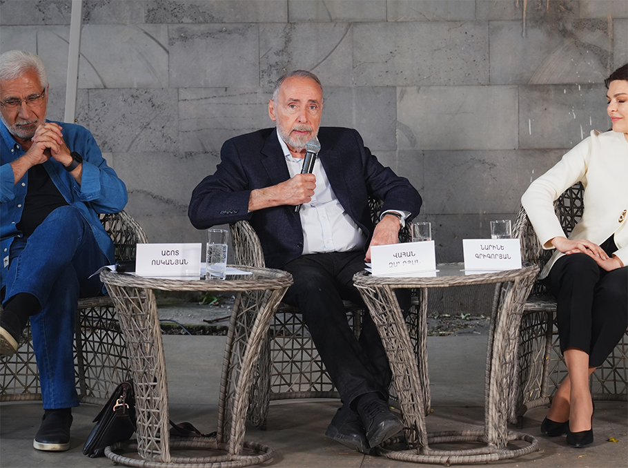Վահան Զանոյանը Վահան Զանոյանը