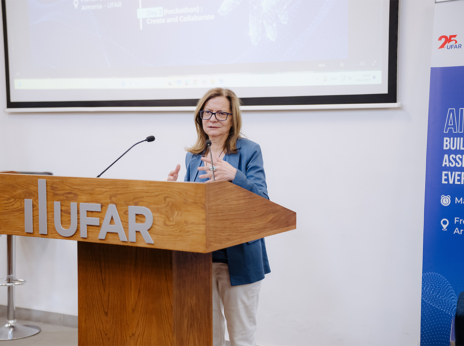 Սալվա Նակուզին Սալվա Նակուզին