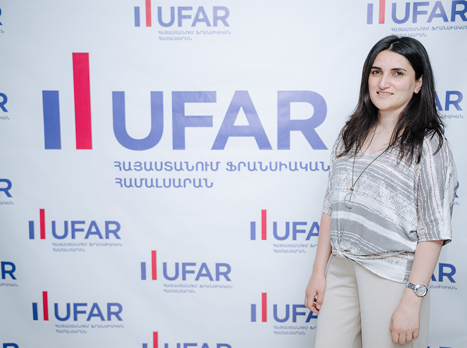 Ասյա Մովսիսյանը Ասյա Մովսիսյանը