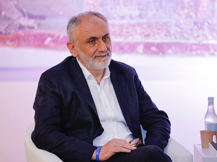Արմեն Մարտիրոսյանը 