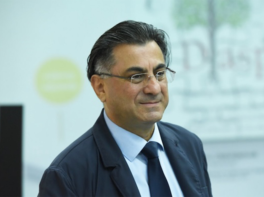 Հրաչ Չիլինգիրյանը Հրաչ Չիլինգիրյանը