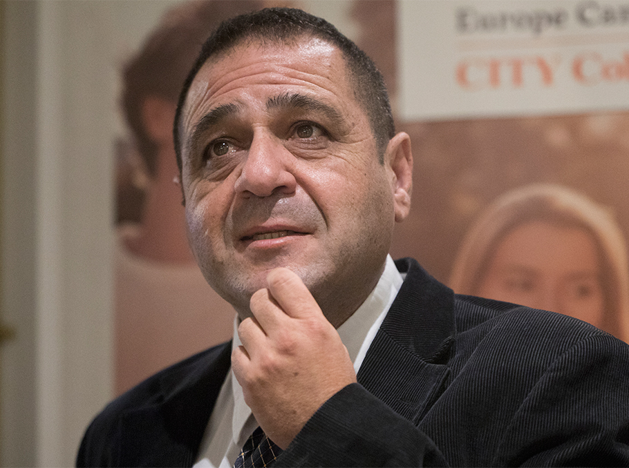 Chris Liasidis Chris Liasidis