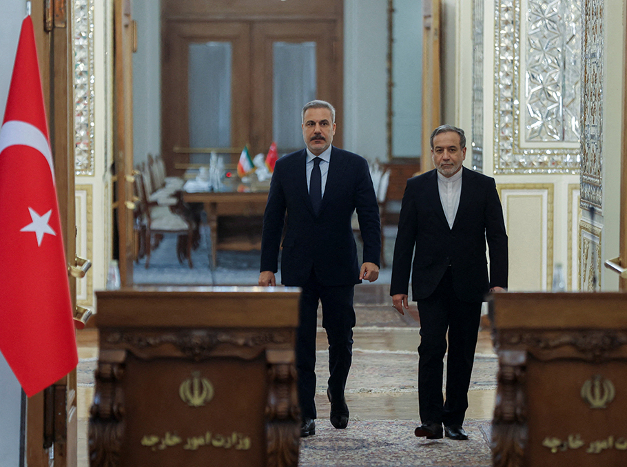 Թուրքիայի եւ Իրանի ԱԳ նախարարներ Աբաս Արաղչին ու Հաքան Ֆիդանը