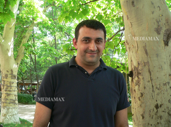 Մկրտիչ Արզումանյանը
