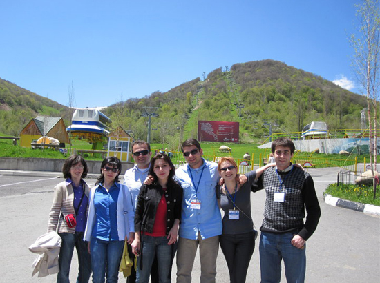 С участниками конференции в Цахкадзоре, 2010 г. 