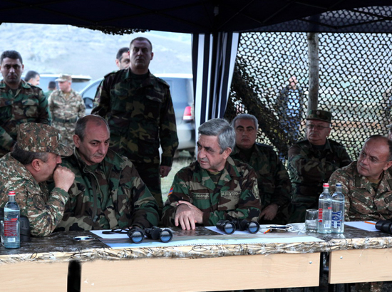 Armenian and NKR Presidents watch drills in northern Artsakh