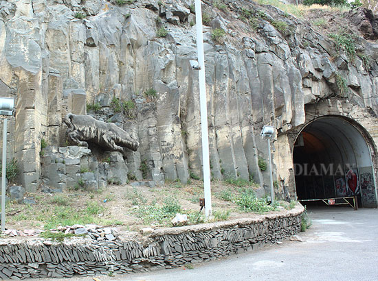 Կբարեկարգվի դեպի Մանկական երկաթուղի տանող թունելը