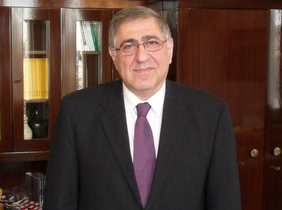 Постоянный представитель Армении в ОБСЕ, посол Арман Киракосян