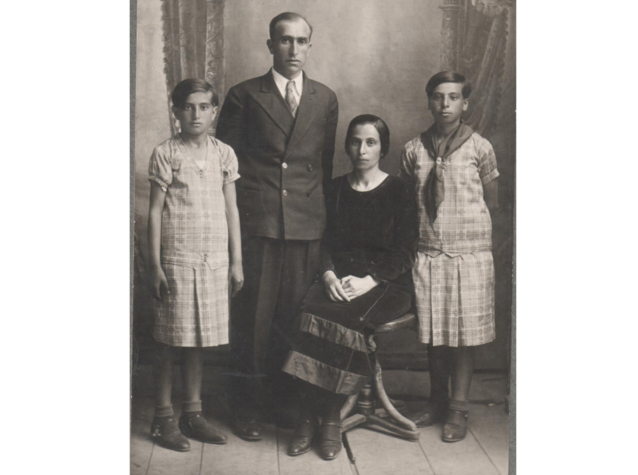 Sargis and Lusin with daughters - on the right is grandma Tiruhi, on the left is her younger sister Noyem.