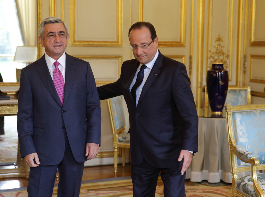 Serzh Sargsyan and Francois Hollande