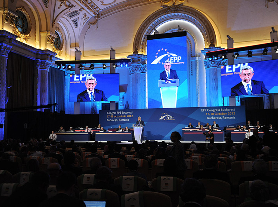 Serzh Sargsyan at EPP convention in Bucharest