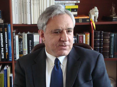 Former Armenian Foreign Minister Vardan Oskanyan